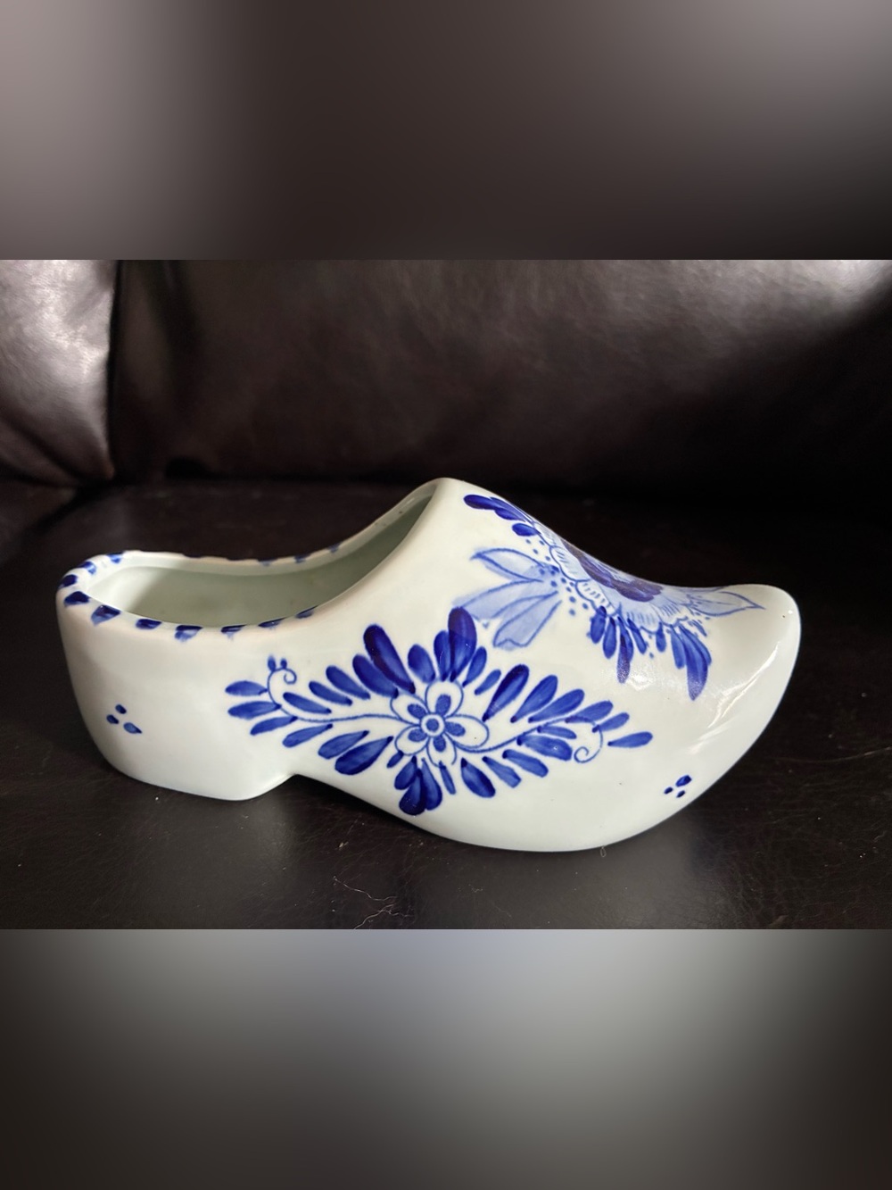 Hand Painted Deflt Blue Ceramic Clog Decoration with Floral Design